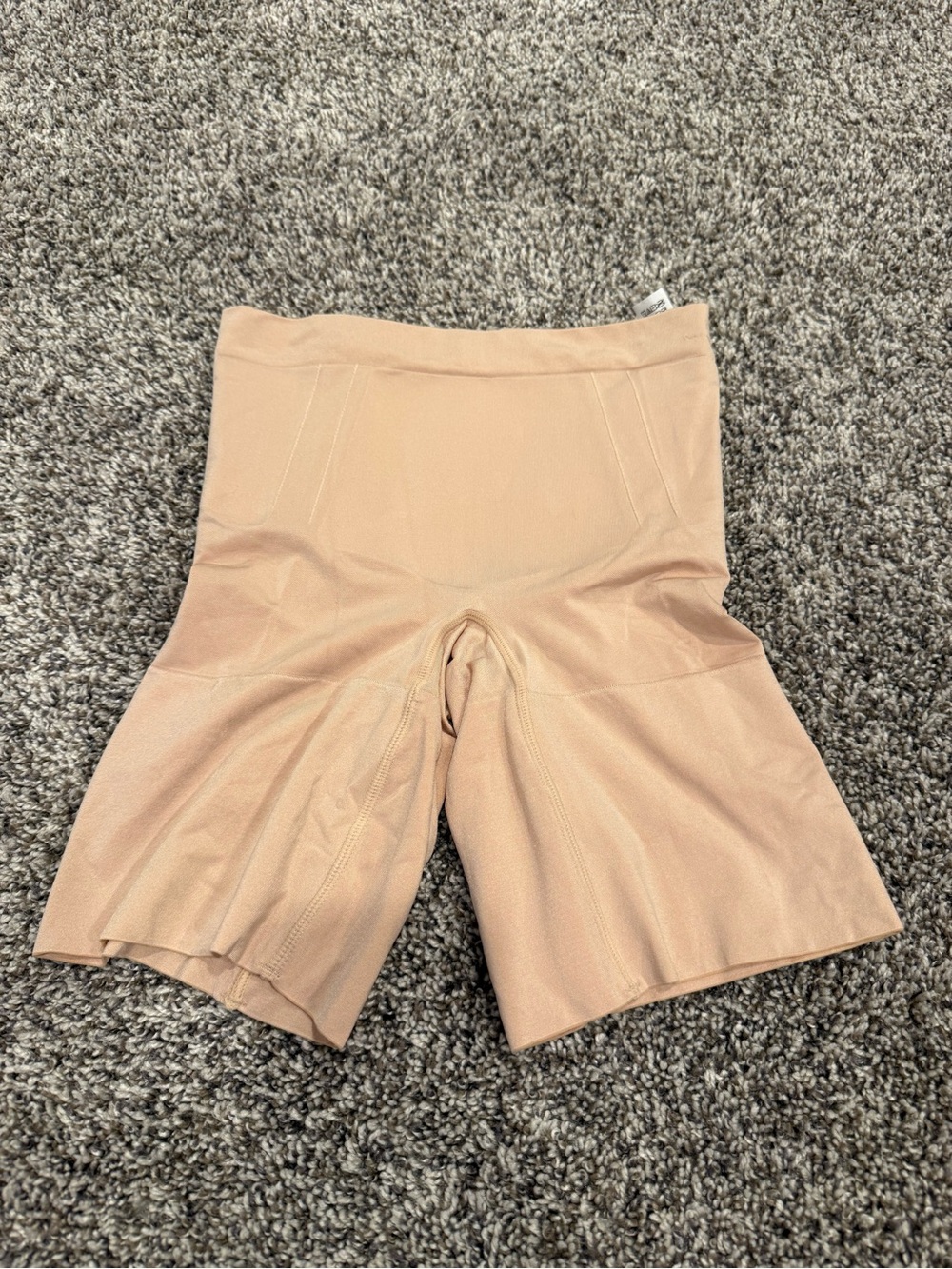 SPANX OnCore Mid-Thigh Shapewear Shorts Nude Beige Size Small High Waist Sculpti